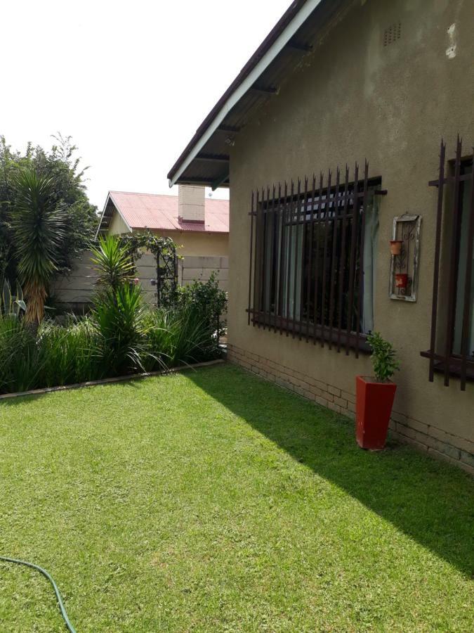 Lisané Accommodation Middelburg  Esterno foto